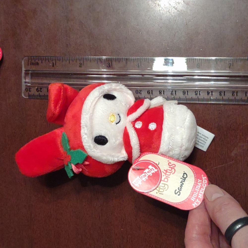 Sanrio Holiday itty bittys